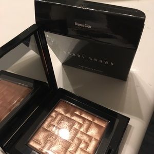 NIB “Bronze Glow” highlighter by MAC